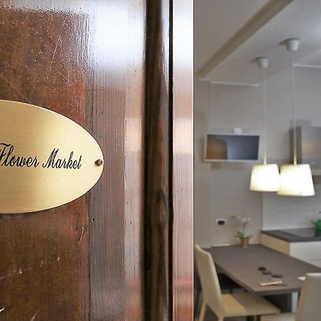 The Flower Market Apartment Rome Room photo